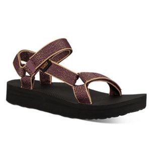 Teva Platform Sandal Vineyard Wine Size 5